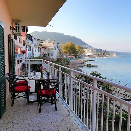 Vassia'S Beach Houses Benitses  Exterior photo