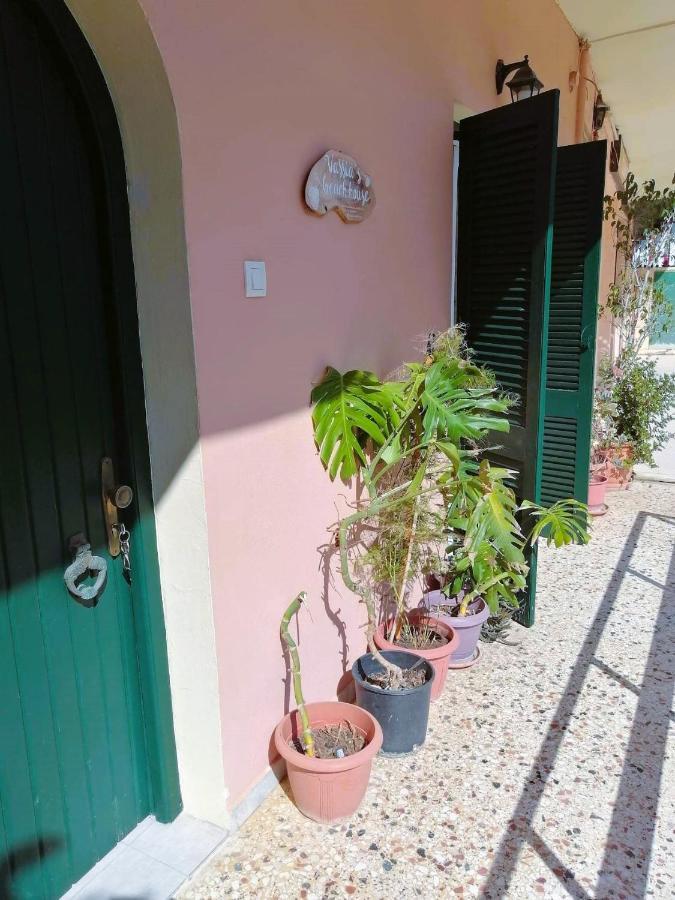 Vassia'S Beach Houses Benitses  Exterior photo