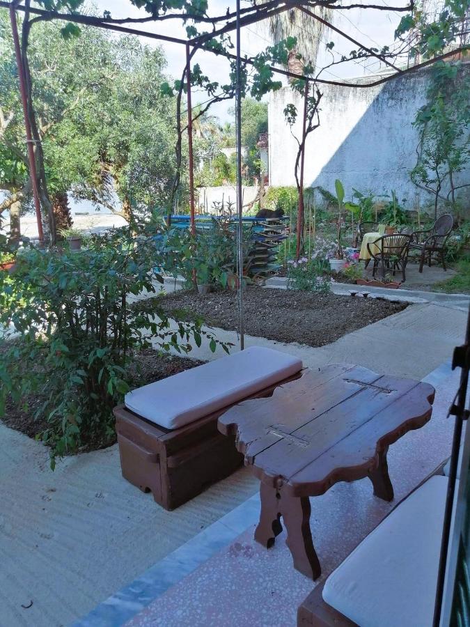 Vassia'S Beach Houses Benitses  Exterior photo
