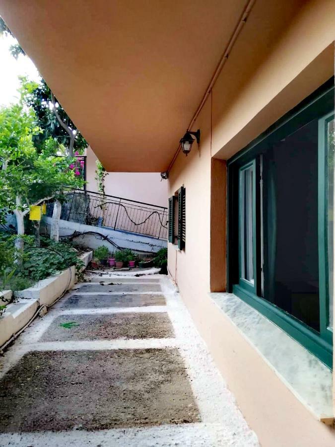 Vassia'S Beach Houses Benitses  Exterior photo